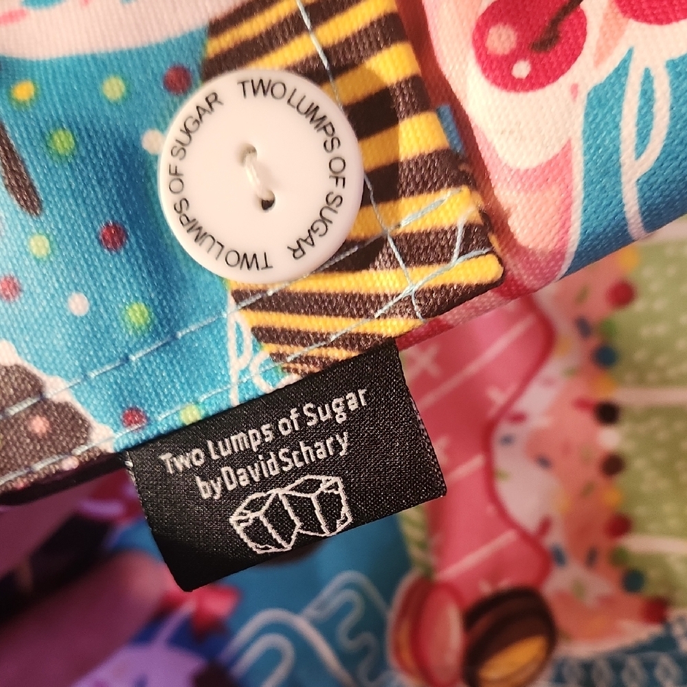 Colorful Patterned Apron - Picture 2 of 5